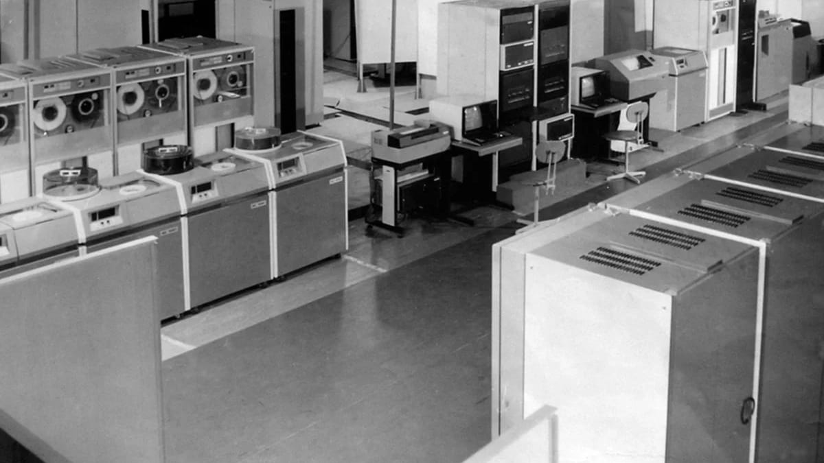 How room-sized supercomputers paved the way for laptops, smartphones ...