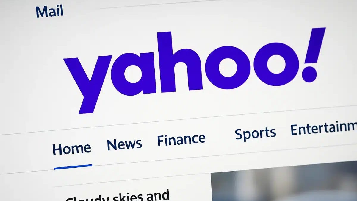 Yahoo turned down $44.6bn buyout from Microsoft before selling for just ...
