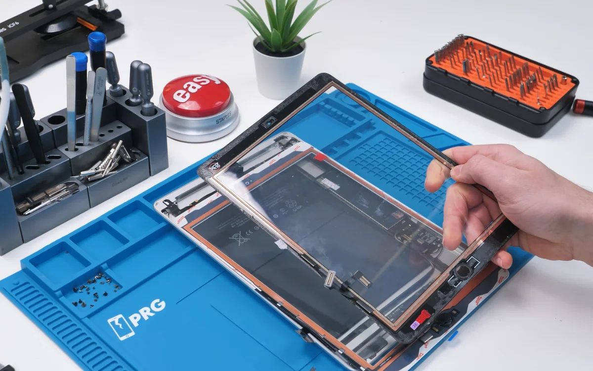 Canadian man challenges himself to build an iPad using only parts from AliExpress