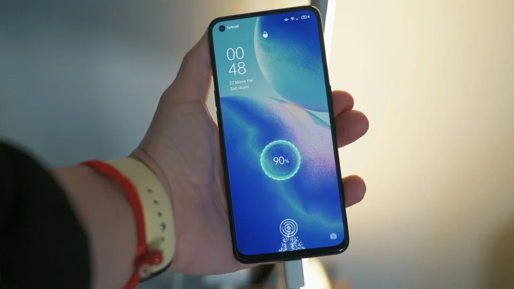 Changing just one setting on your Android phone can free up as much as 2GB of RAM