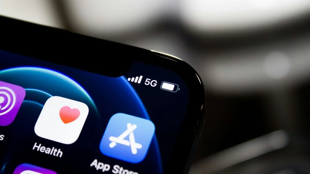 These are some great features hidden in Apple's Health app that iPhone users can take advantage of even with no Apple Watch