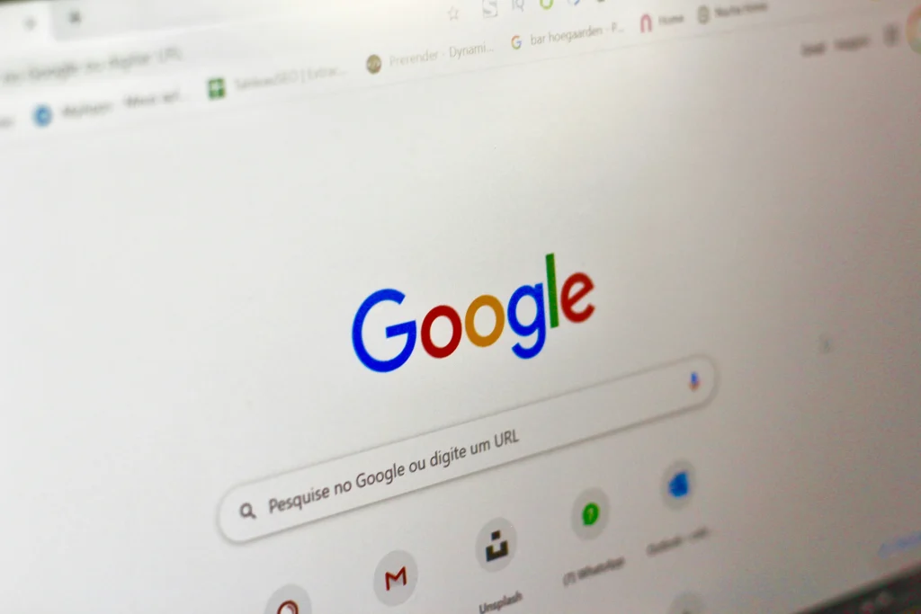 Apple and Google are reportedly working on a deal to integrate Gemini with Siri