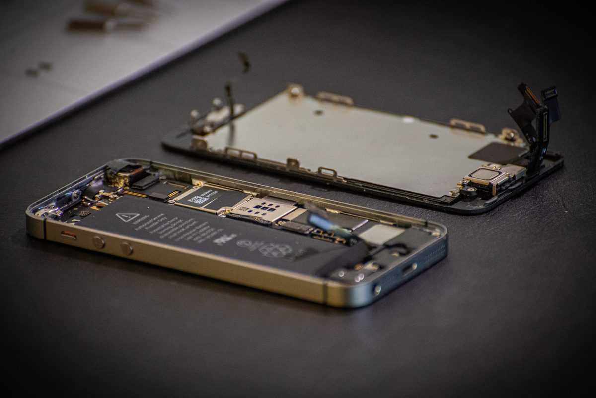 Apple is finally letting you repair your own devices