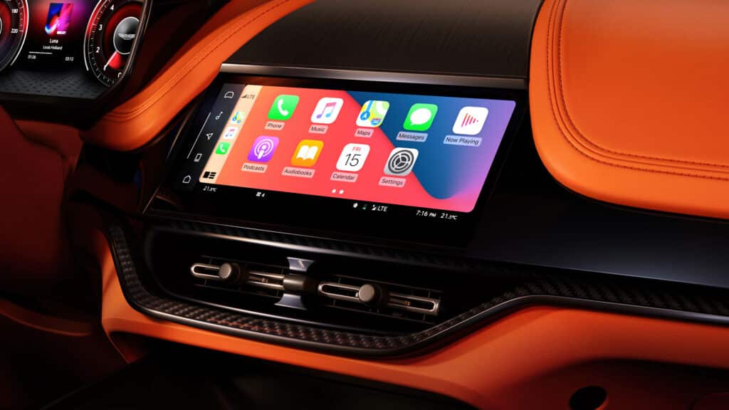 Apple CarPlay adds Live Activities in iOS 26, bringing flight tracking, deliveries, sports, and weather updates from iPhone apps to the car screen