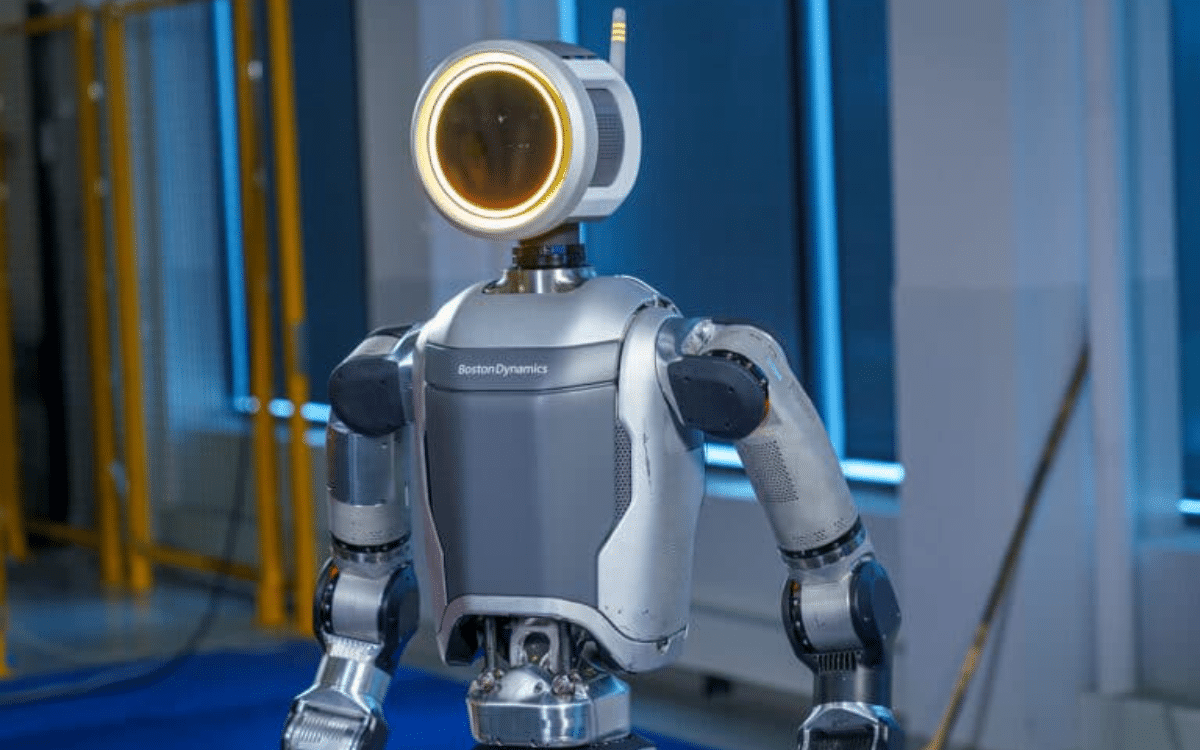 Hyundai to buy tens of thousands of robots