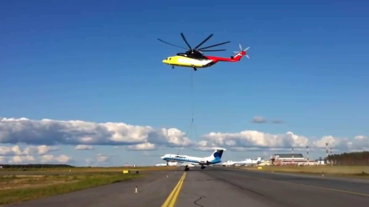 The monstrous Mil Mi-26 is the biggest helicopter in the world and can lift a plane