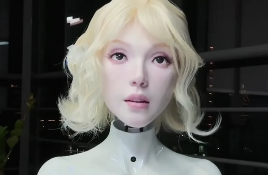 AheadForm - Chinese company creates $150,000 bionic girlfriend that reads your emotions and uses its biomimetic to mirror even the most complex expressions