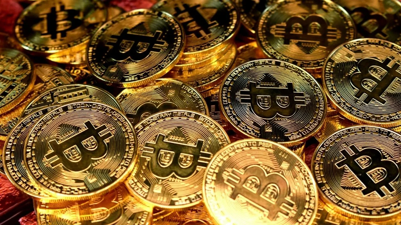 Man solo-mining Bitcoin with $150 device makes $200,000 in 'lottery moment'