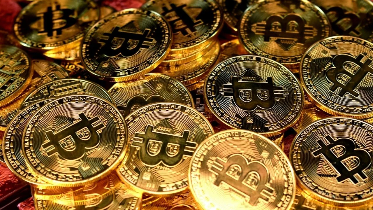 Bitcoin is going through a major drop in price at the moment and this is why