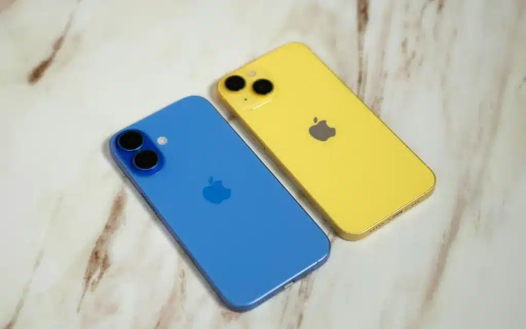 Buying Apple shares instead of a new iPhone every year would've made you a fortune