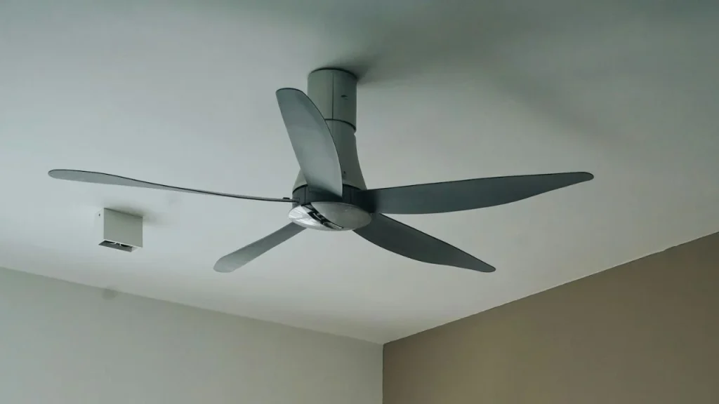 Simple change you can make to your ceiling fan to lower your energy bill without changing the temperature