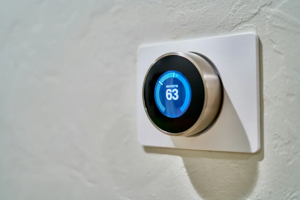 Simple change you can make to your ceiling fan to lower your energy bill without changing the temperature