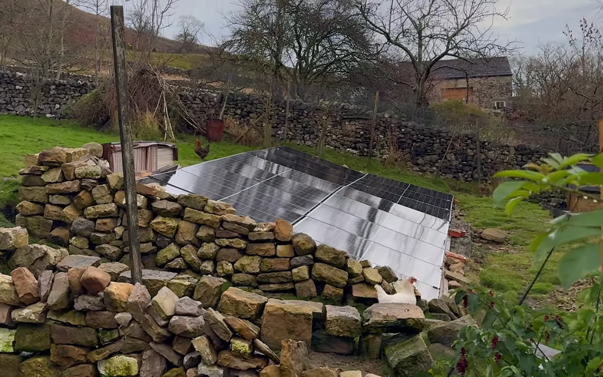 man-tries-diy-solar-hack-were-told-to-not-do