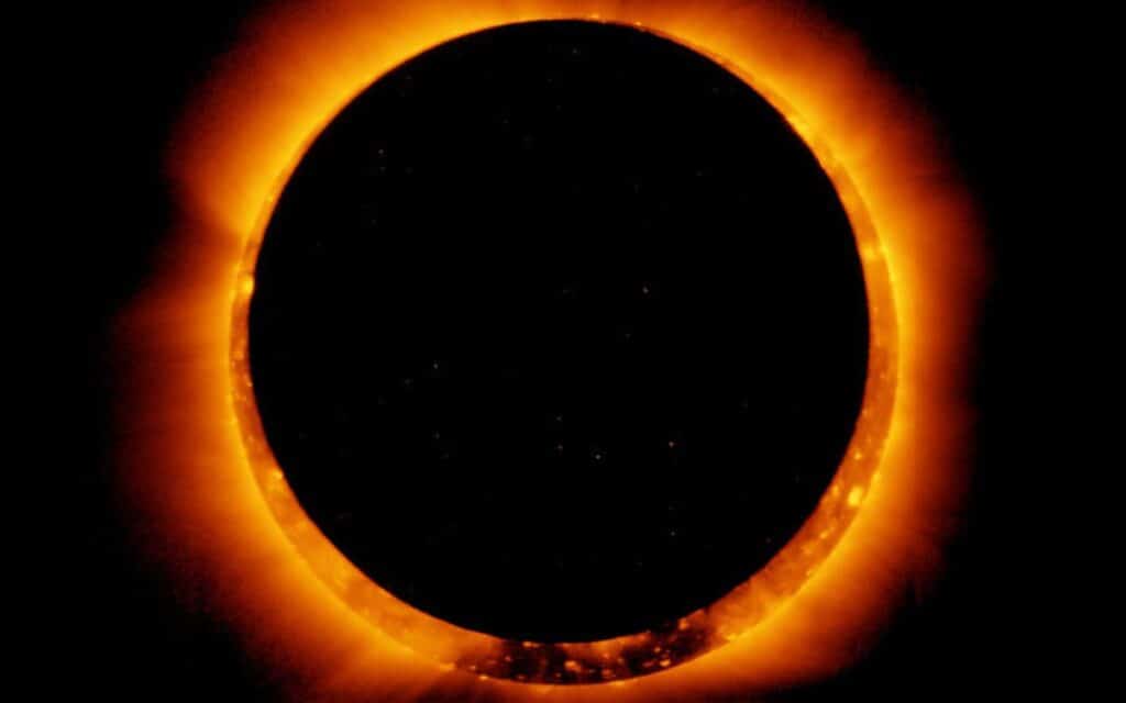 Delta flight to watch solar eclipse