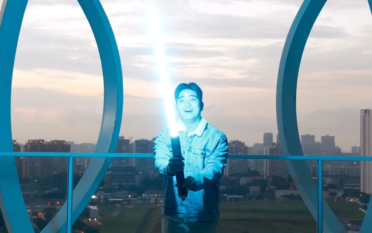 Hero created the best ever homemade retractable lightsaber and you can make one too