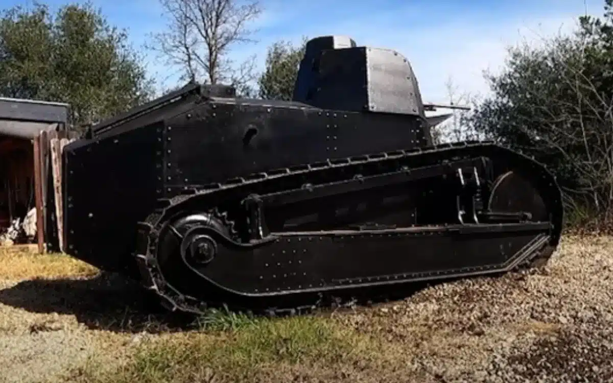 us-man-builds-world-war-one-replica-tank-rides-yard-youtube
