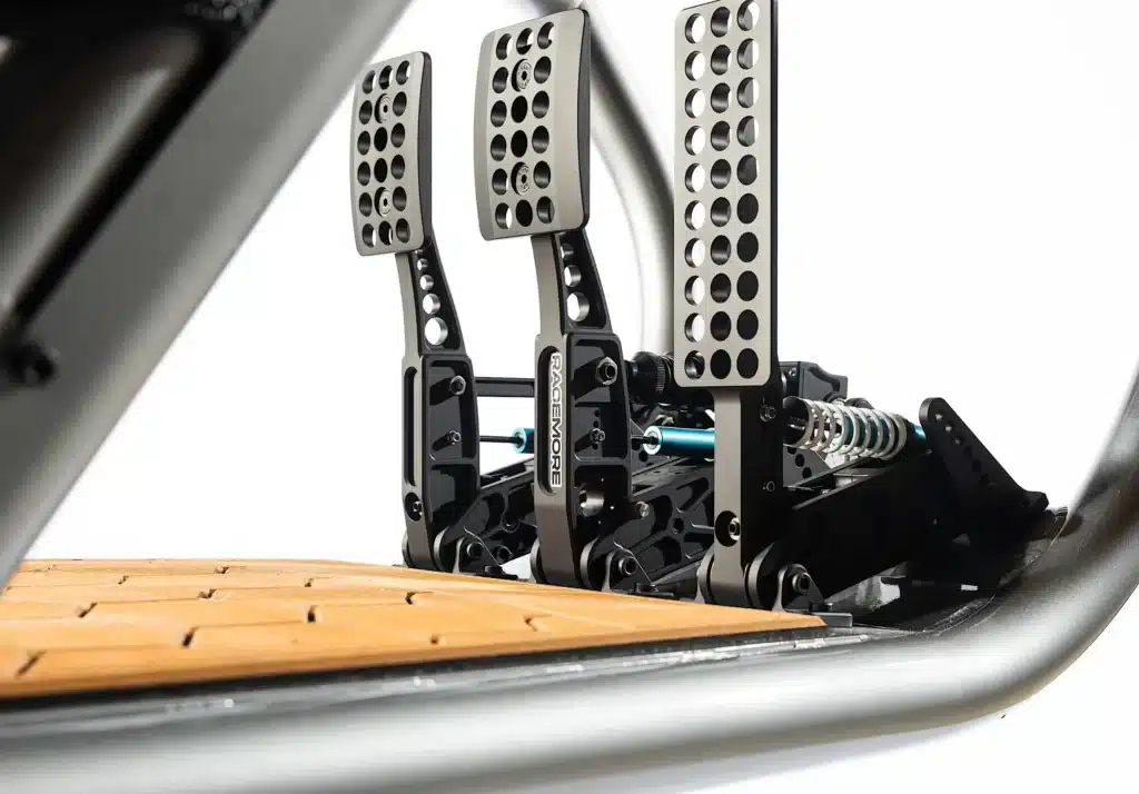 Pro-racers say $50K racing simulator feels 90% real