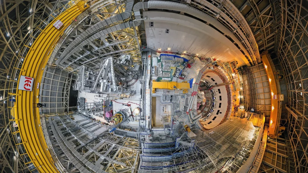 China creates world's largest magnet that weighs 582 tonnes to help build an artificial sun