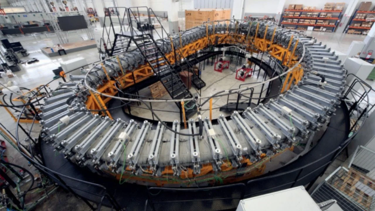 China creates world's largest magnet that weighs 582 tonnes to help build an artificial sun