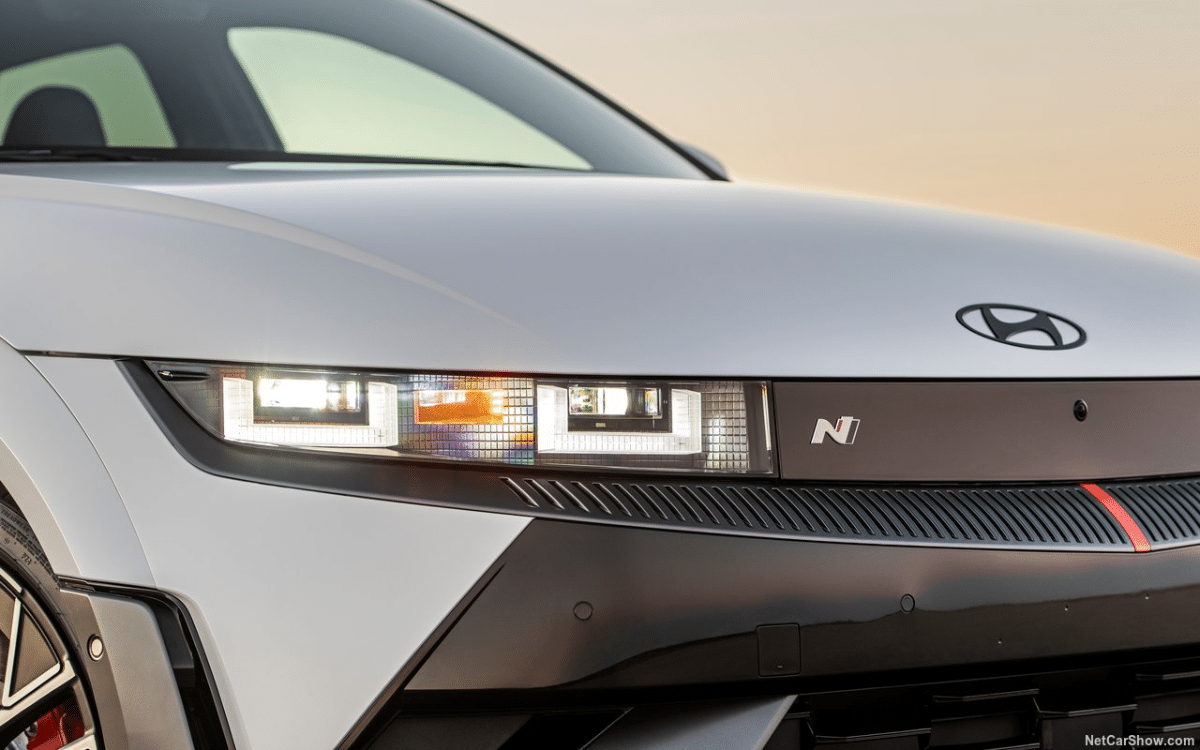 Banned in America but legal everywhere else this Hyundai tech is straight out of the future