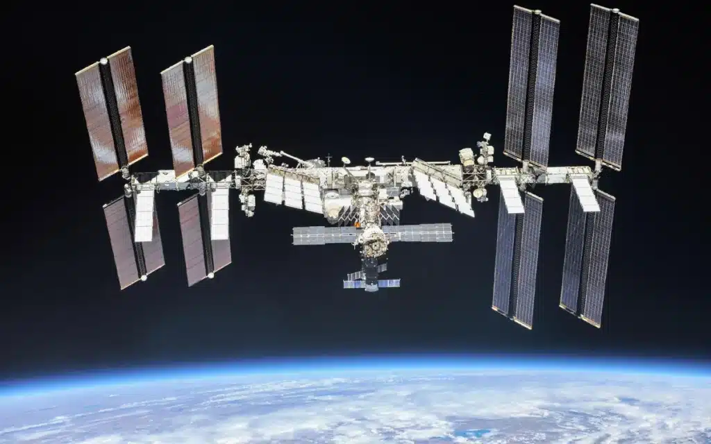 Traffic in space? China’s 100,000 satellites have that covered