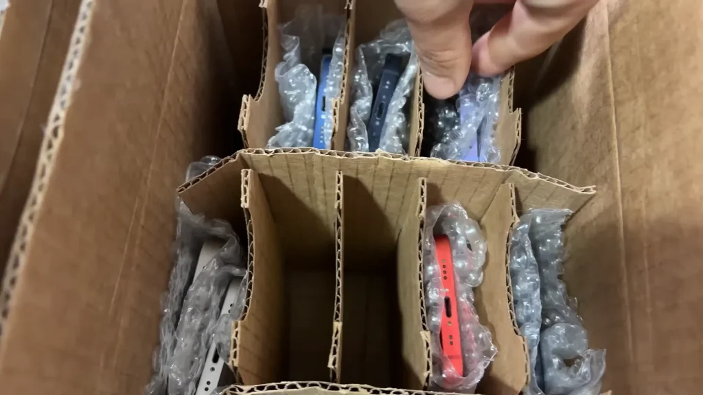 Canada man pays $3,143 for box of Apple returns to try and flip them for a profit
