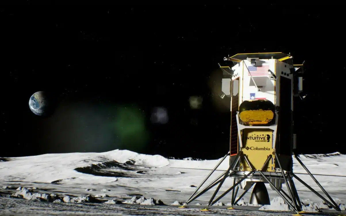 Mesmerizing footage shows SpaceX release a lunar lander into space