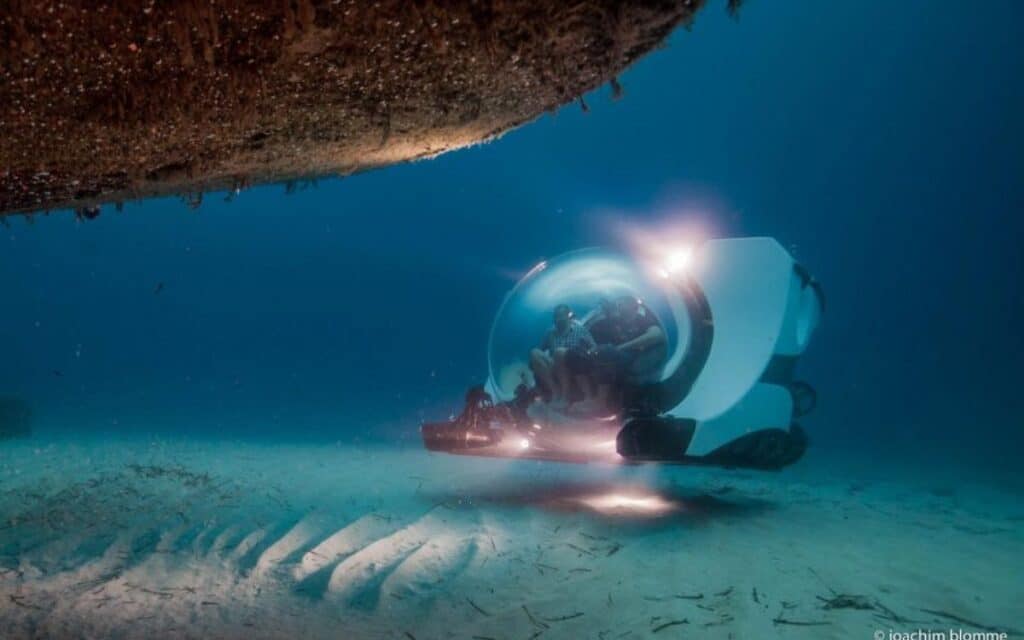 Super Yacht Sub 3