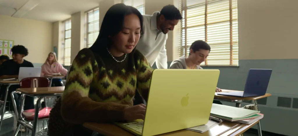 Your Apple MacBook comes with some very useful keyboard shortcuts, including two that will make you a lot more organized