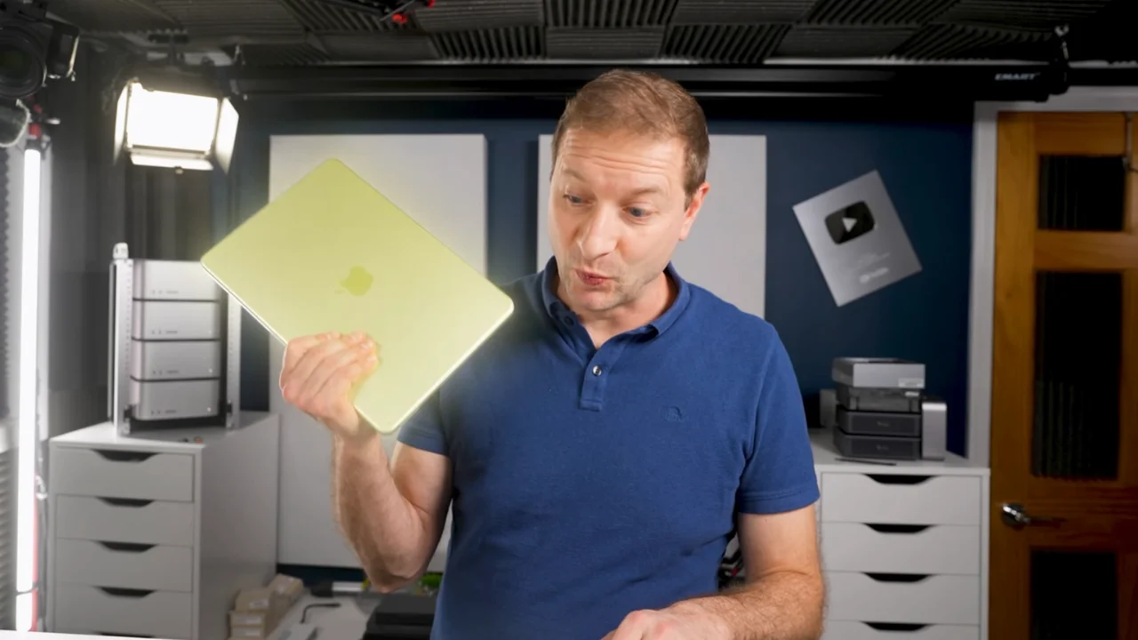 US man tests the $500 MacBook Neo and says he's 'shocked' by what he's found when comparing it to other laptops