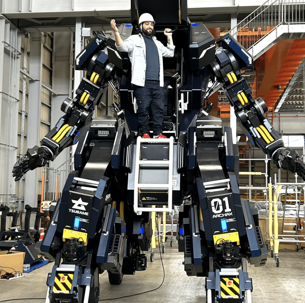 Mobile Suit Gundam is controlled from the inner cockpit