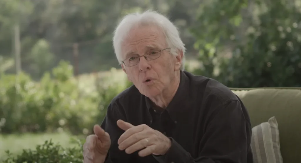 American man who took the 'most viewed photo ever' explains the simple process behind how he did it