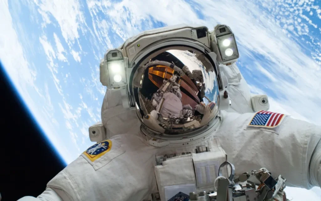The NASA Artemis II delay has slowed humanity’s return toward the Moon, but it has also opened the door to some unexpected shifts. 
