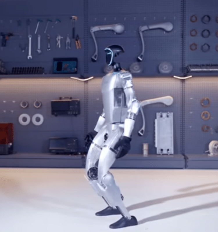 New humanoid robot has 'unlimited movement ability'