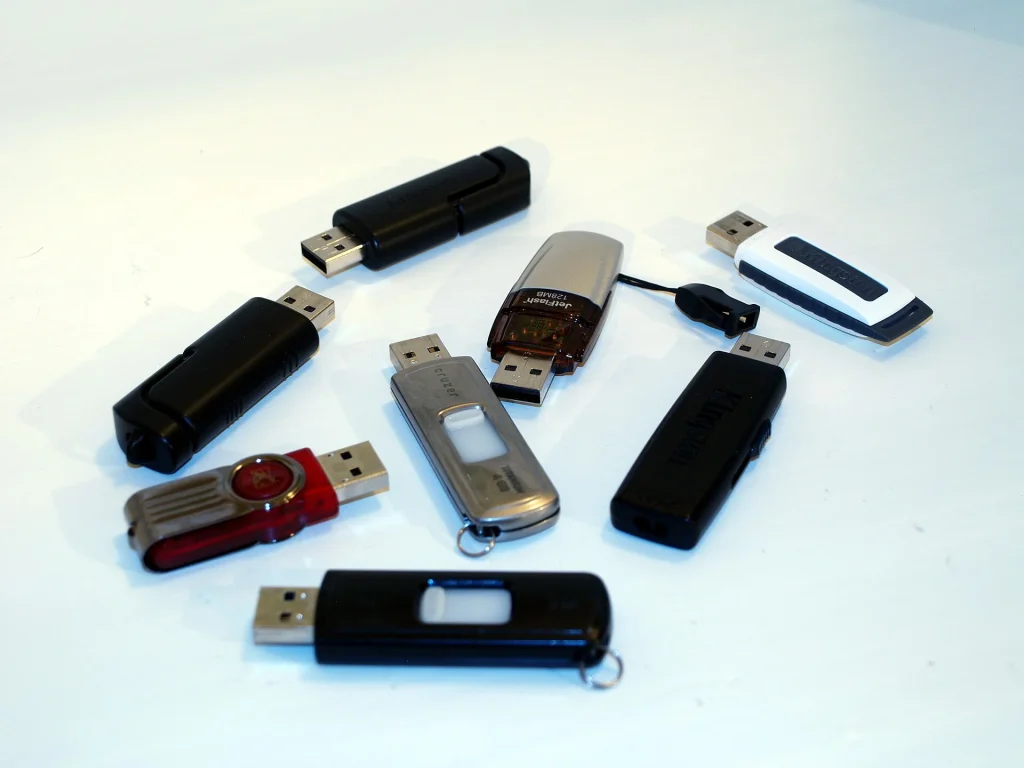 People are remembering the expensive 'luxury' tech from 20 years ago that's now worthless today