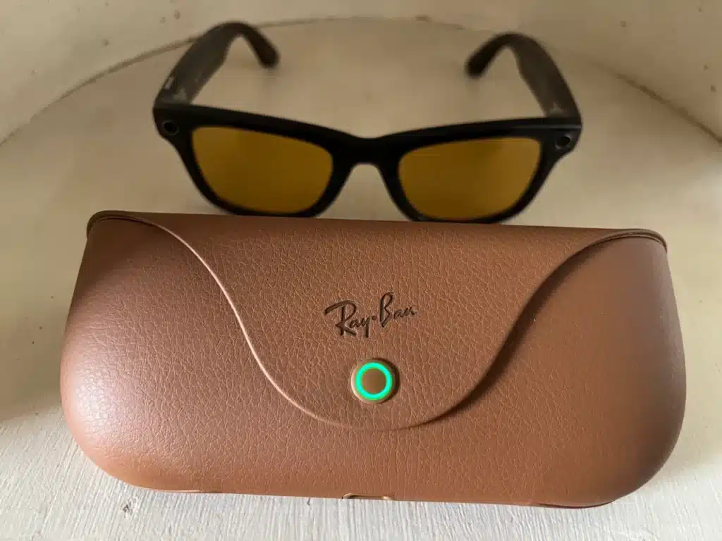 Ray-Ban Meta Smart Glasses