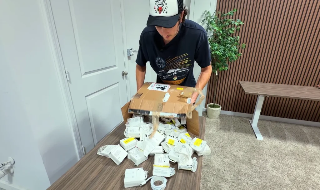 Georgia man buys Apple returns pallet for $6,700 despite it having a MSRP of $38,732 to see if he can make a profit