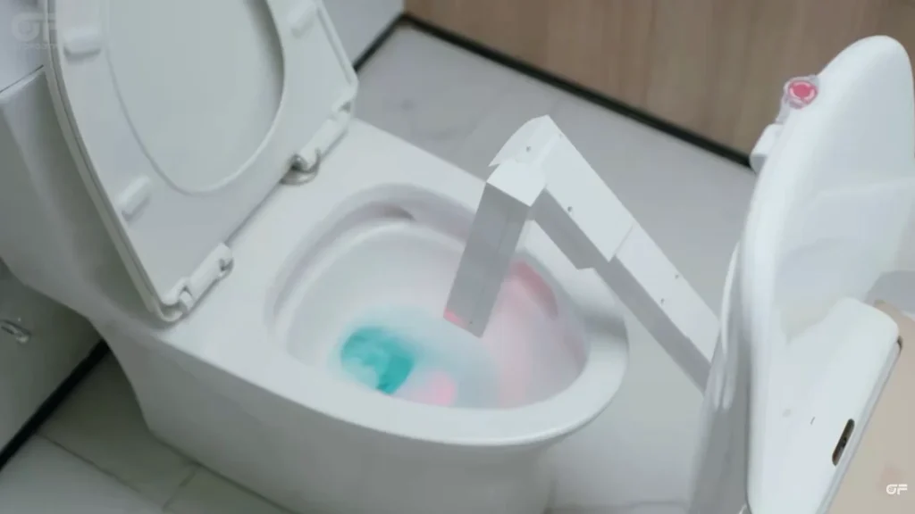 Chinese company builds $4,000 autonomous robo-toilet that can drive across your home when you need to go