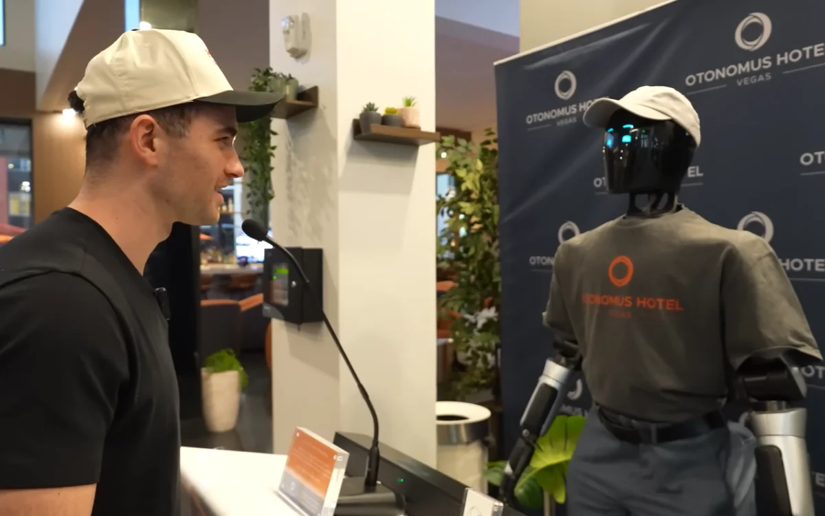 man-stays-at-ai-hotels-across-america