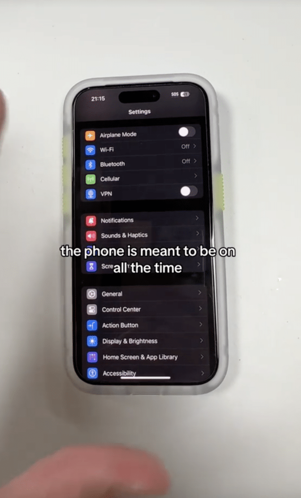 Former Apple employee says there's only one real way to save your iPhone's battery