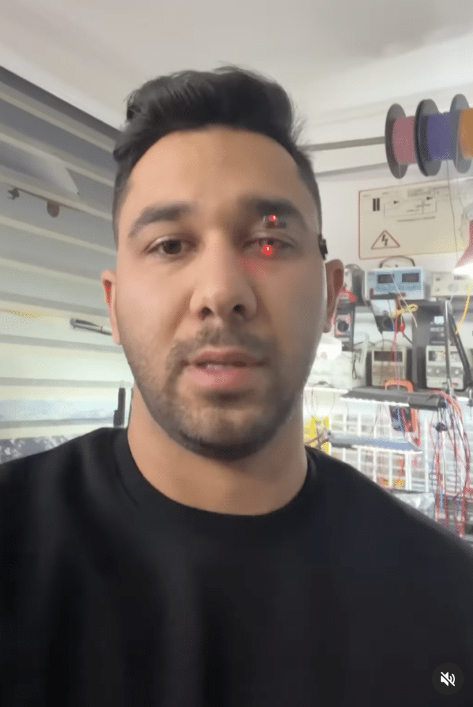 Iranian man develops eye-cam capable of capturing photos with a blink