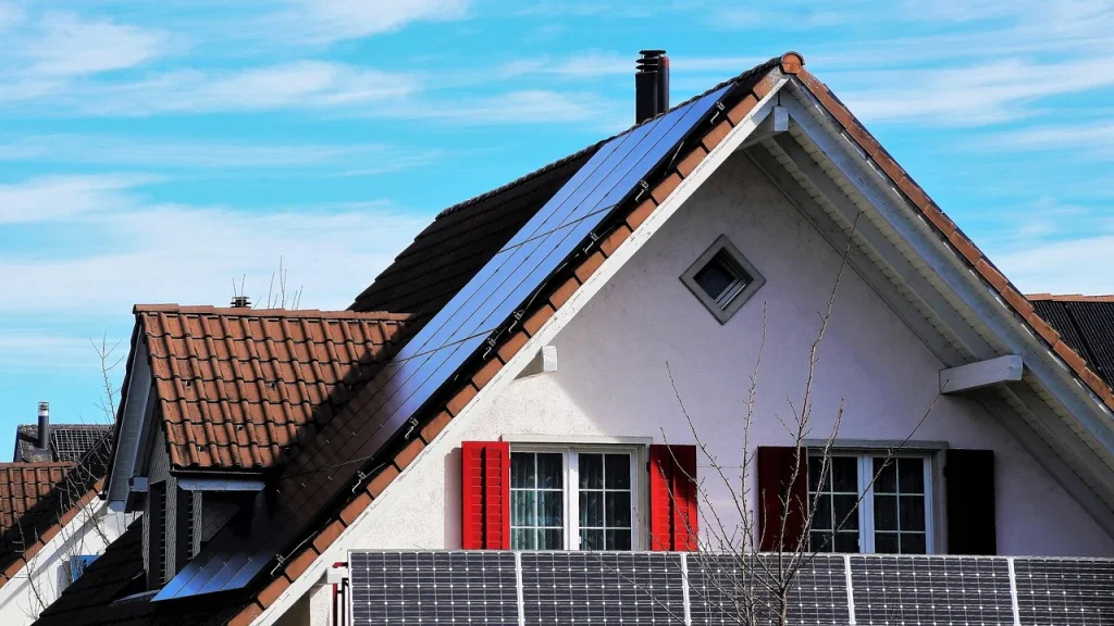 California homeowner shares their energy bill before and after installing solar panels and the difference is absolutely wild