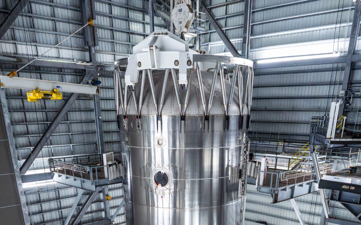 SpaceX just unveiled the 'Version 3' Starship, a 400ft beast with enough power to reach Mars