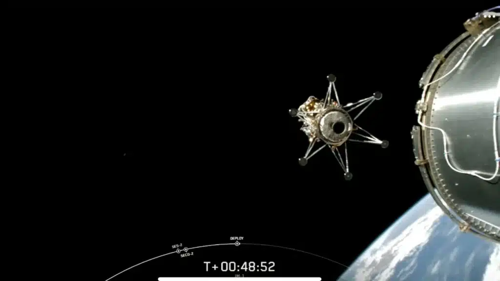 SpaceX lunar mode detaching