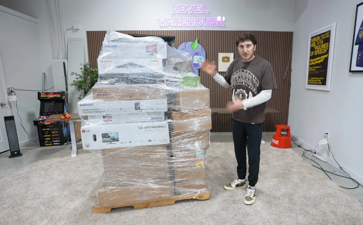 Georgia man buys $9,624 gaming Amazon return pallet for $880 to see if he's actually got a great deal