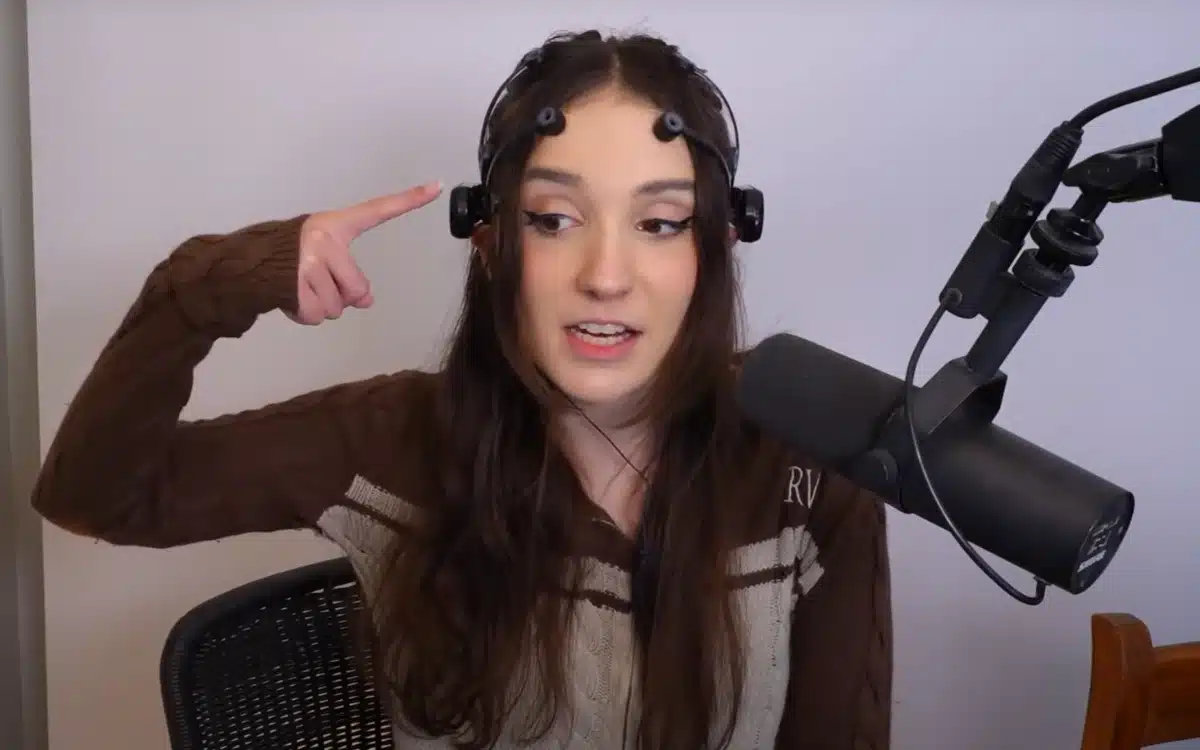 This Twitch star built a gaming controller powered entirely by her thoughts