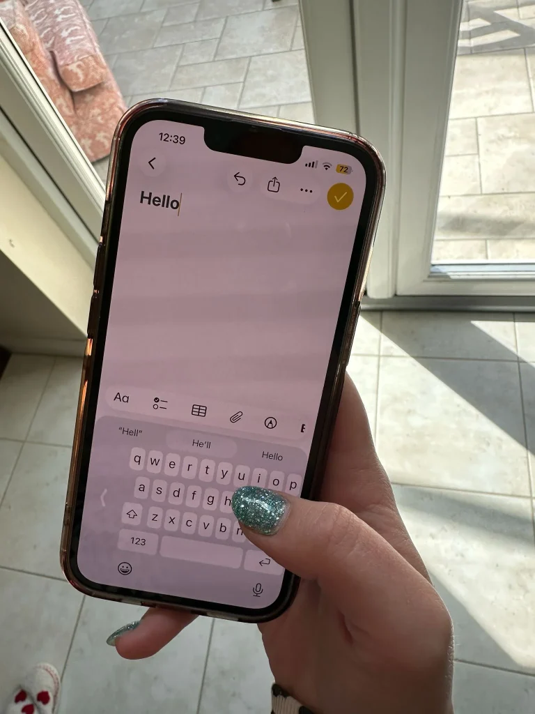 Former Apple employee shares 'life-changing' iPhone keyboard hack which makes it much easier to text with one hand