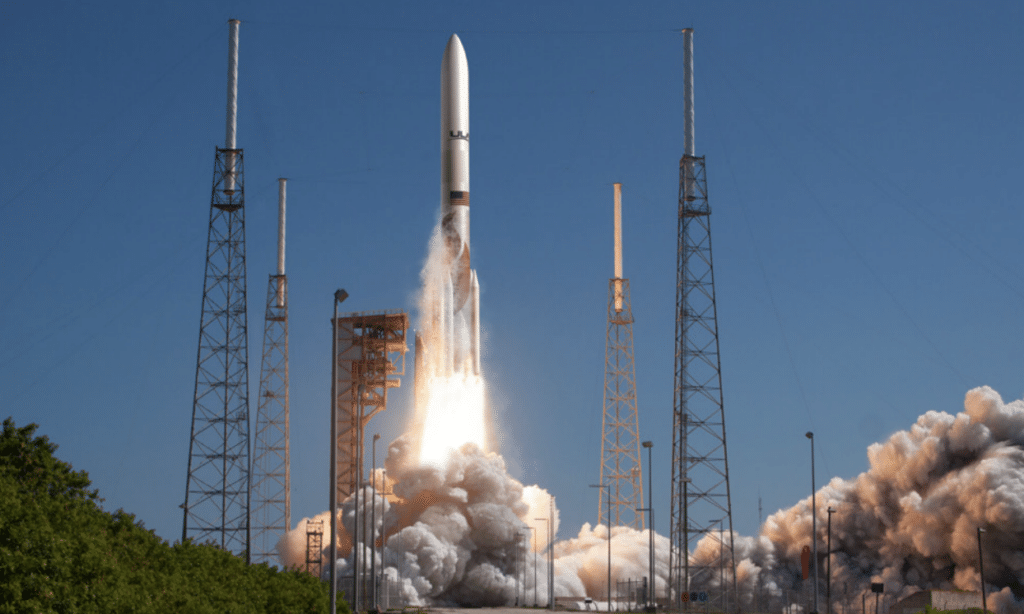 US to return to the moon for first time in 50 years but this time there's a big difference