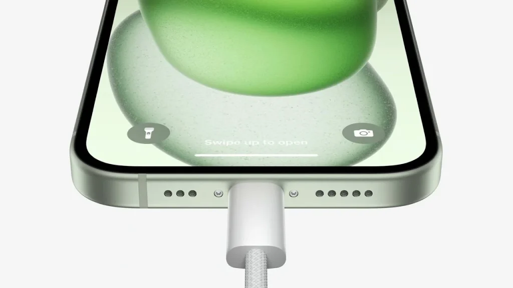 People only recently discovered this iPhone charging hack - and it can really save you if you're in a pinch