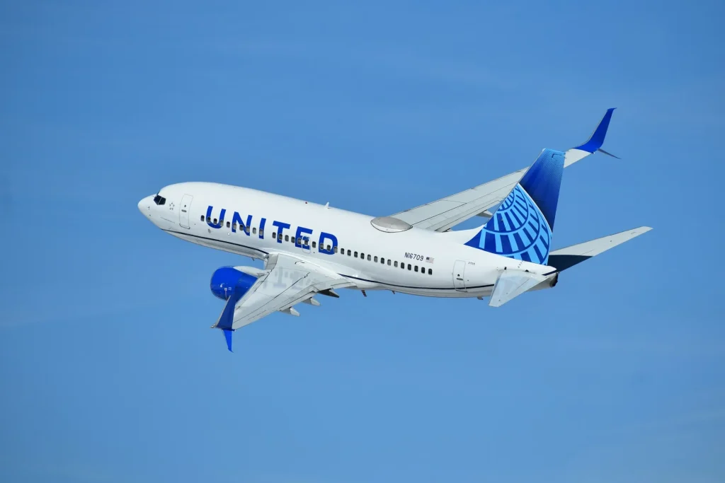 United Airlines plane forced to turn around mid-flight because of the name of a Bluetooth device